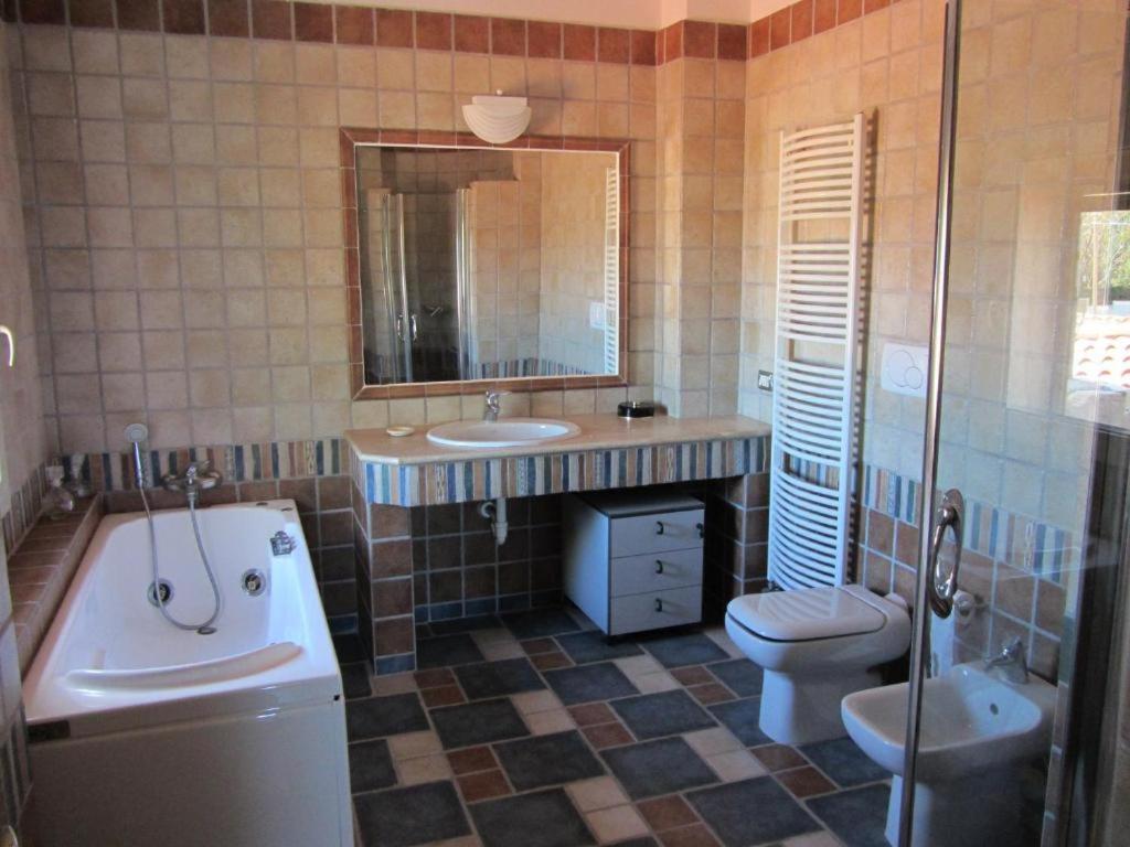 Sole E Sale B&B Сан-Катальдо Экстерьер фото